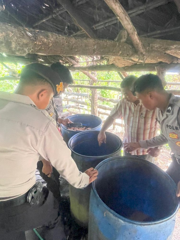 Polres Kupang Gelar Operasi Pekat Turangga 2025: Sasar Penyulingan Sopi di Hari Pertama