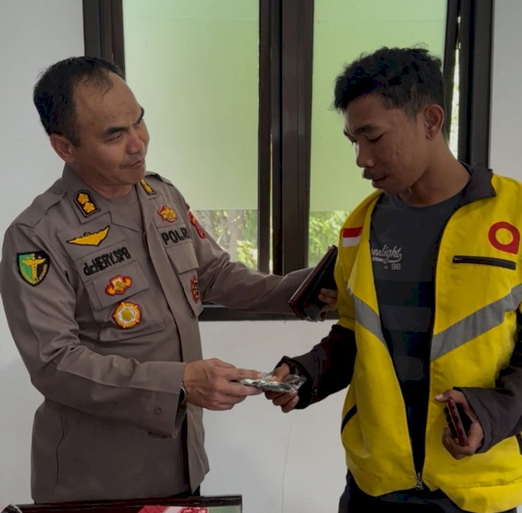 Polda NTT Gelar Pemeriksaan Kesehatan Gratis untuk Pengemudi Ojek Daring dalam Rangka Hari Bhayangkara ke-79