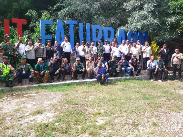 POLSEK AMARASI AMANKAN KUNJUNGAN KERJA BUPATI KUPANG DI AMARASI