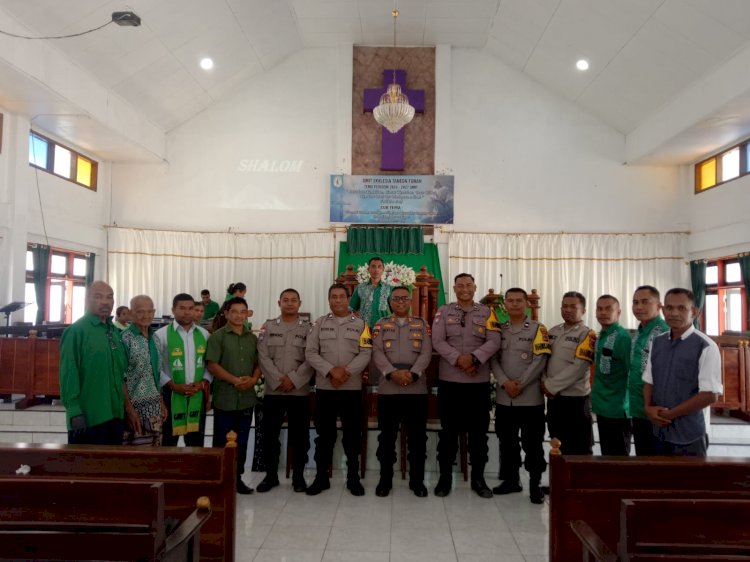Polres Kupang Hadirkan Mimbar Kamtibmas di Gereja Eklesia Taneon Funan, Sampaikan Pesan Penting Soal Judi, Miras, dan Tertib Lalu Lintas