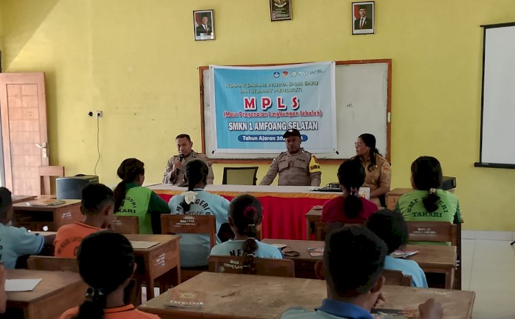 Polsek Amfoang Selatan dan Polsek Kupang Timur Sosialisasikan Bahaya Kenakalan Remaja dan NAPZA dalam Kegiatan MPLS