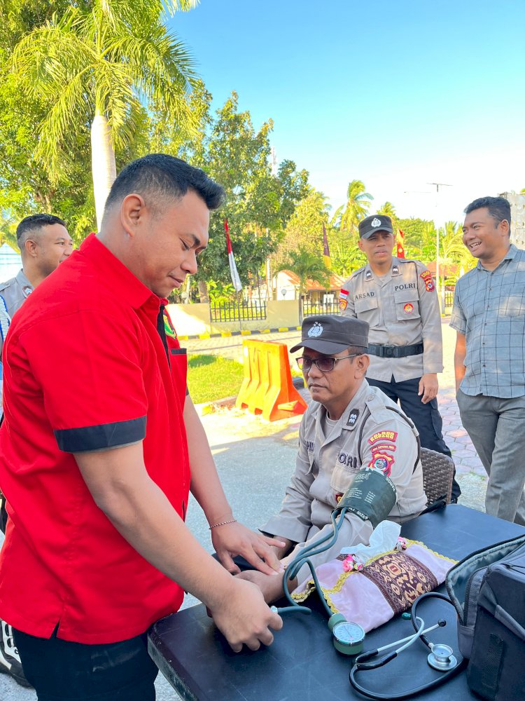 Cegah Gangguan Kesehatan, Sidokkes Polres Kupang Rutin Gelar Keslap dan Pemeriksaan TTV Personel