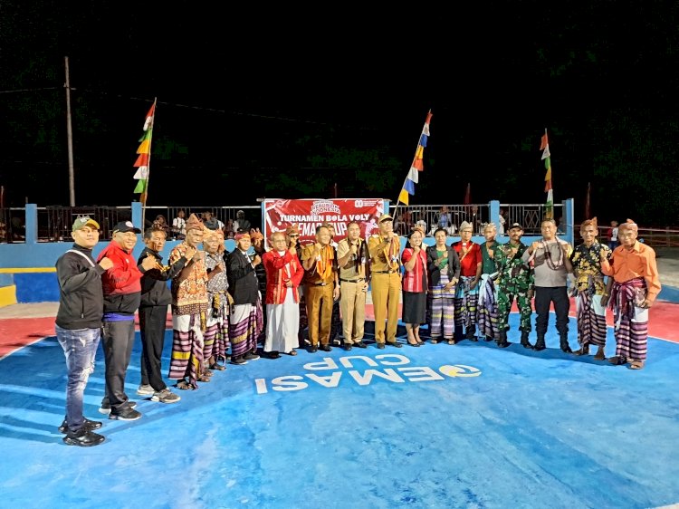 Polsek Kupang Barat Amankan Pembukaan Turnamen Bola Volly Oemasi Cup III Tahun 2025