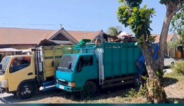 Polres Kupang Amankan Dua Truk Ekspedisi Bawa Empat Ton Sopi di Pelabuhan Bolok