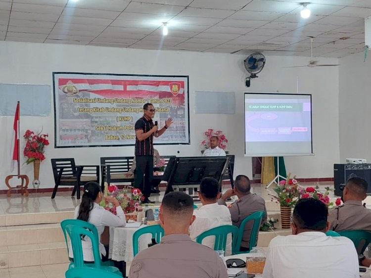 Polres Kupang Gelar Sosialisasi KUHP Baru untuk Personel, Hadirkan Narasumber Dr. Mikhael Feka