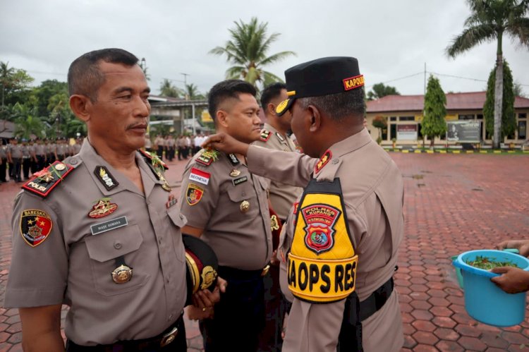 84 Personil Polres Kupang Naik Pangkat, Kapolres Tekankan Imtaq