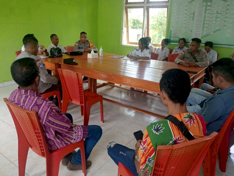 Polsek Fatuleu Fasilitasi Audiensi Aliansi Suara Fatbar dengan Puskesmas Poto, Jaga Kondusifitas dan Evaluasi Pelayanan Kesehatan