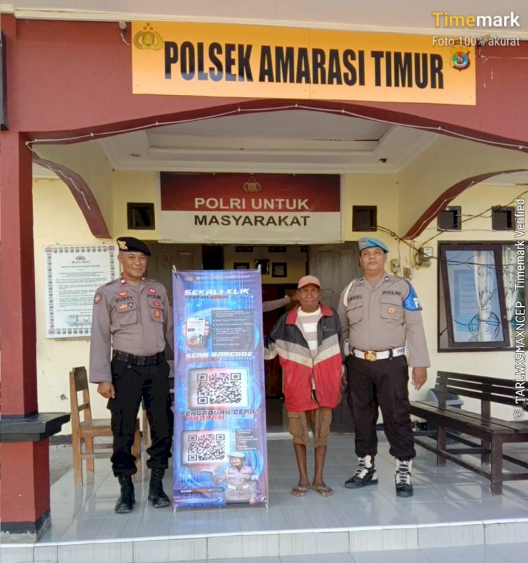 Dekatkan Layanan Pengaduan, Propam Polsek Amarasi Timur Sosialisasikan Barcode kepada  Warga