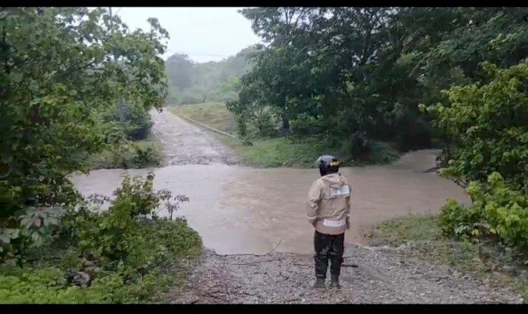 Polres Kupang Pantau Daerah Rawan Banjir dan Longsor di Tengah Curah Hujan Tinggi