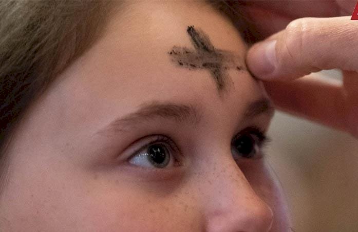 Ketika Dua Puasa Bertemu: Teguran Sunyi bagi Indonesia