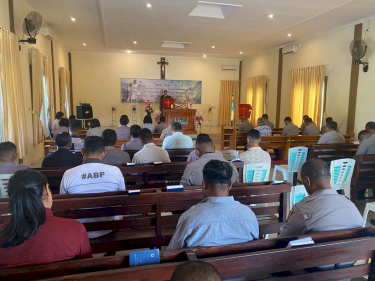 Gelar Binrohtal Mingguan, Polres Kupang Angkat Tema “Setia pada Perkara Kecil”