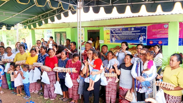 Polsek Amarasi amankan kegiatan kunjungan tim Posyandu Provinsi NTT