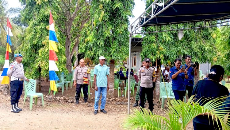 Polsek Amarasi amankan kegiatan kunjungan tim Posyandu Provinsi NTT