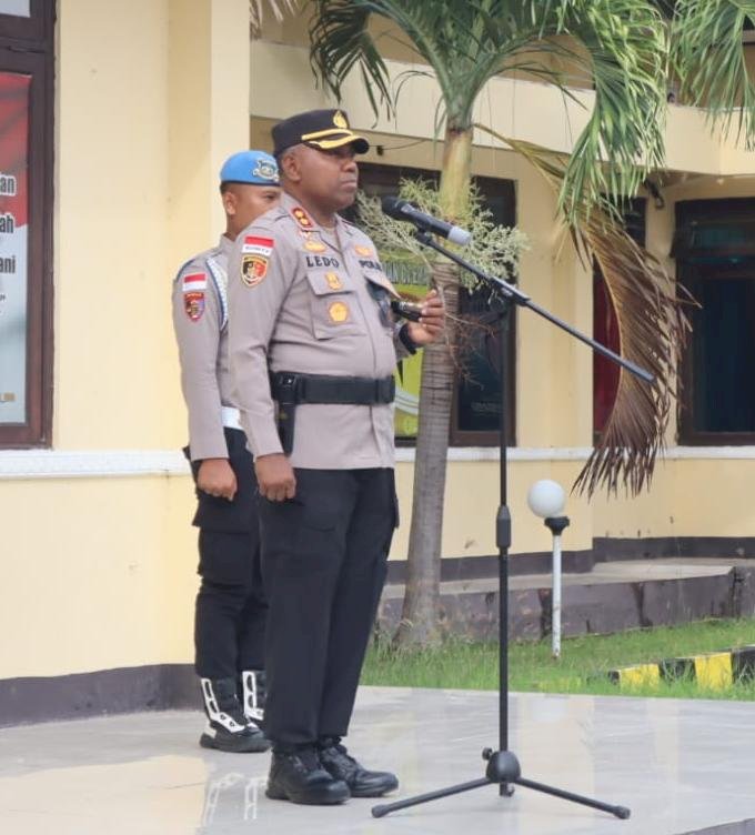 Kapolres Kupang Tekankan Pelayanan Humanis dan Integritas Anggota Saat Pimpin Apel Pagi