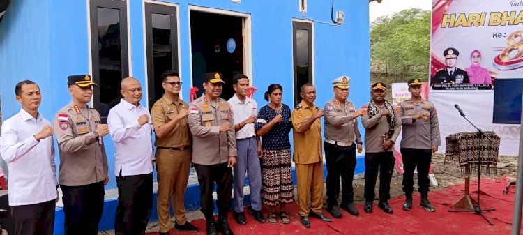 Dari Gubuk ke Rumah Harapan, Kapolda NTT Wujudkan Mimpi Seorang Janda di Desa Benu