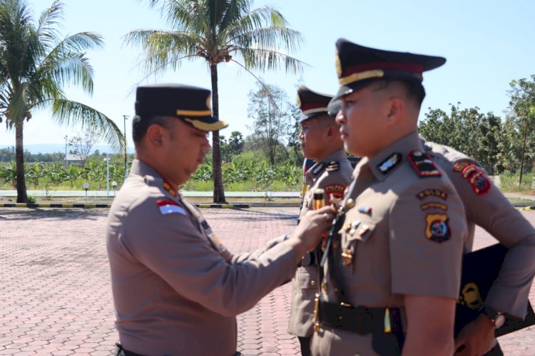 Kapolres Kupang Pimpin Sertijab Kapolsek Kupang Tengah, Tekankan Regenerasi Kepemimpinan Demi Pelayanan Polri yang Semakin Presisi