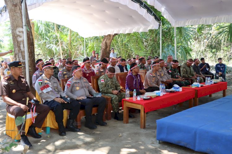 Kapolres Kupang  Hadiri Peresmian Jembatan Merah Putih Presisi di Desa Benu