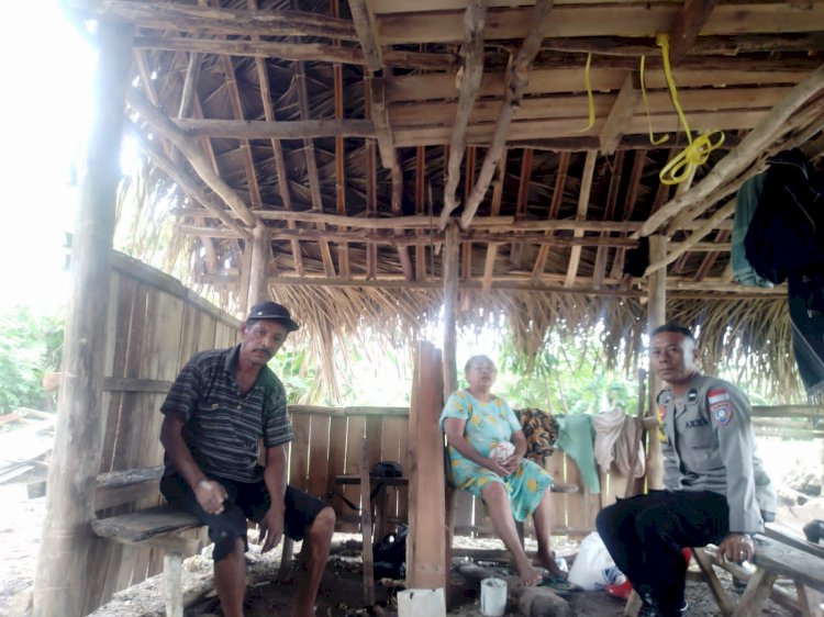 Bhabinkamtibmas Polsek Kupang Tengah Perkuat Imbauan Kamtibmas, Cegah Karhutla dan TPPO di Tengah Masyarakat