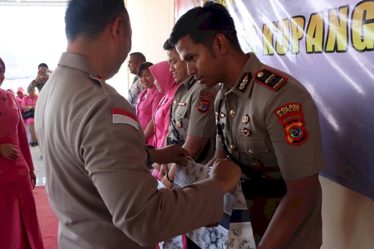 Kenal Pamit Polres Kupang Penuh Haru, Kapolres Titip Pesan: Doa, Usaha, Ikhtiar dan Tawakal