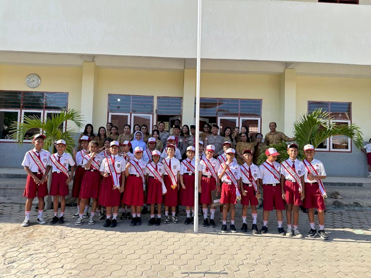 Sinergi Kepolisian dan Pendidikan, Ditpamobvit Polda NTT Beri Penyuluhan Karakter dan Keamanan di SDK Sta. Maria Assumpta Kupang