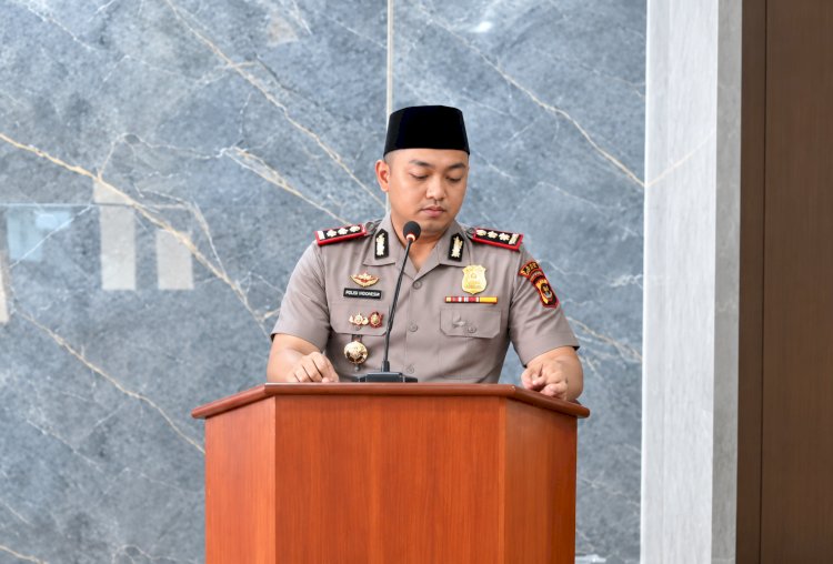 Kapolres Kupang AKBP Adhitya Octorio Putra, S.I.K Jadikan HP Untuk Dakwah, Bukan Fitnah.