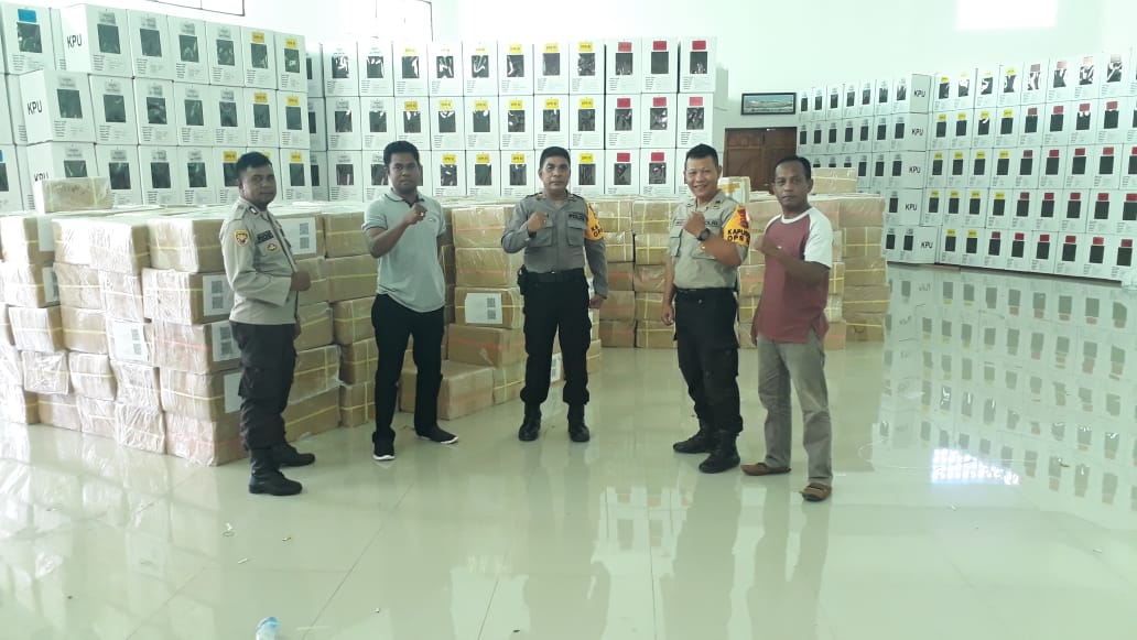 Ka posko ops mantap brata polres kupang cek gudang logistik pemilu serentak 2019