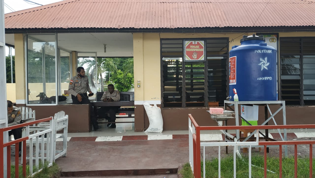 Kapolres, Peduli kesehatan anggota dan masyarakat  yang berkunjung ke Polres Kupang